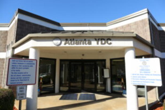 The Atlanta Youth Detention Center is one of 26 secure facilities across the state operated by the Georgia Department of Juvenile Justice. The agency’s director says he’s optimistic a new pay rise will reduce the state’s nearly 100% corrections officer turnover. 