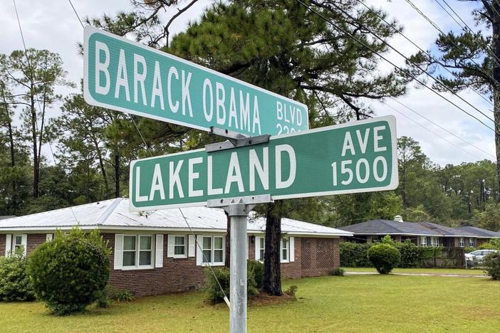 Barack Obama road sign