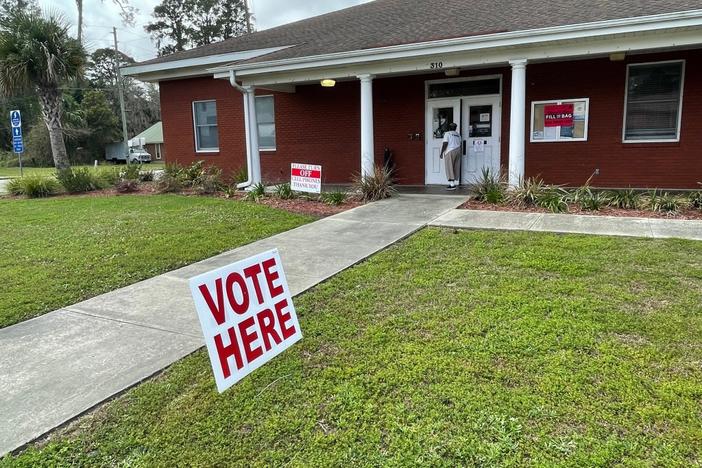 Polling place in Camden County