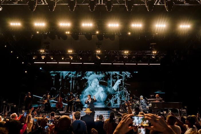 Stacey Abrams and Brandi Carlile surprise audience at Alicia Keys’ Atlanta concert