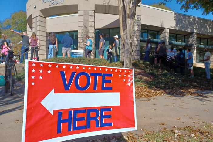  The line of people waiting to cast ballots stretched around Atlanta’s Joan P. Garner library at Ponce de Leon Avenue and down the block after lunch on 2022’s last day of early voting. John McCosh/Georgia Recorder