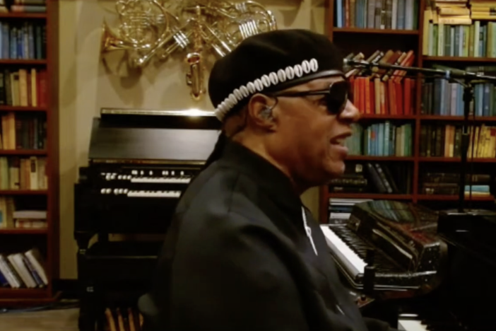 Stevie Wonder plays for Se. Warnock's supporters Dec. 4