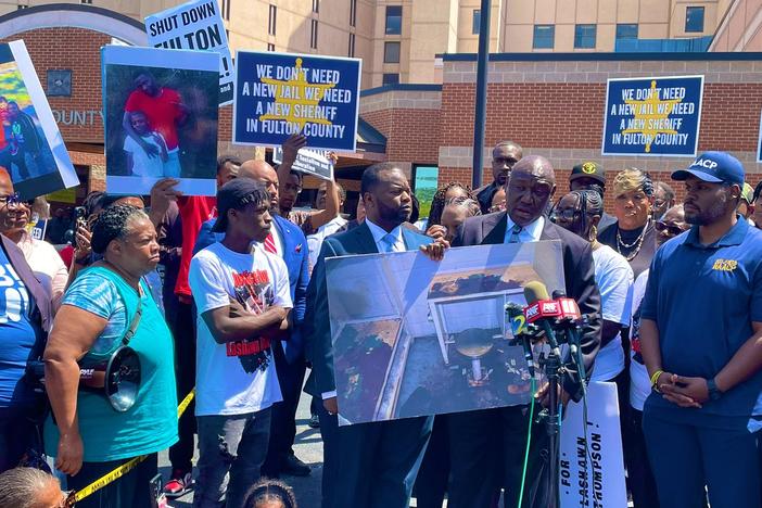 Attorney Ben Crump discusses the conditions that 35-year-old Lashawn Thompson endured before his death in a Fulton County jail's psychiatric wing.