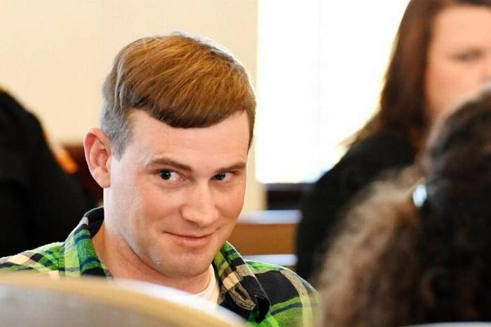 Ronnie Adrian “Jay” Towns at a hearing in the wake of his arrest on murder charges in the 2015 shooting deaths of Bud and June Runion in rural Telfair County.  