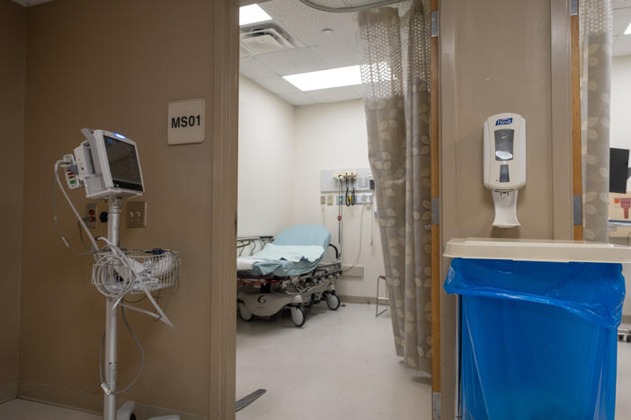 An exam room at Piedmont Macon Medical Center.