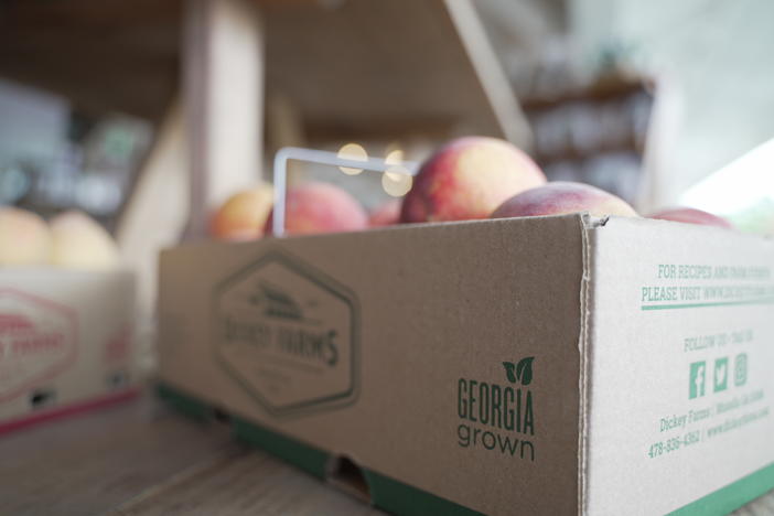 Peaches from Dickey Farms