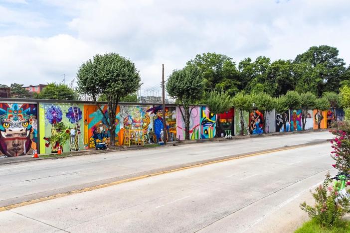 Atlanta Crossroads Mural Festival is bringing 50+ artists to transform walls near eyedrum gallery in southwest Atlanta. Photograph by Isadora Pennington.