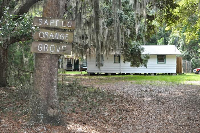 A home in Hogg Hummock - Sapelo Island Credit: Brian Brown/Vanishing Georgia