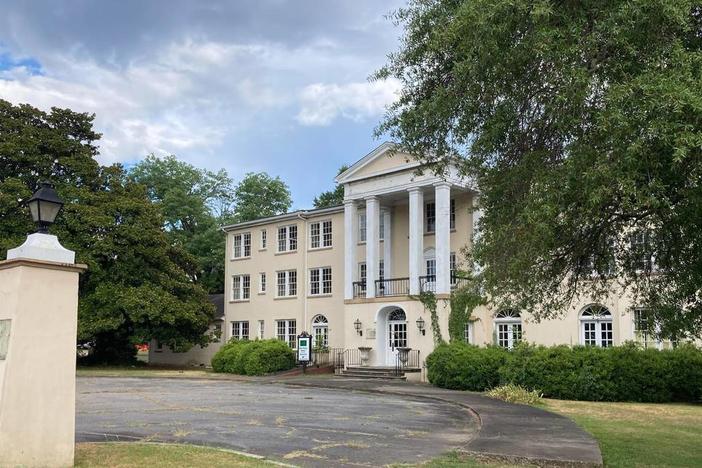Signage on the historic New Perry Hotel itself has been removed. A certificate of appropriateness for its demolition has been approved by the Main Street Advisory Board and the city’s Community Development Department. (Becky Purser/The Telegraph)