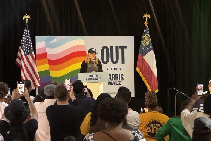Julia Roberts joine Second Gentleman Doug Emhoff to speak at a Harris campaign event in Atlanta on Oct. 10, 2024 ahead of Pride Weekend. 