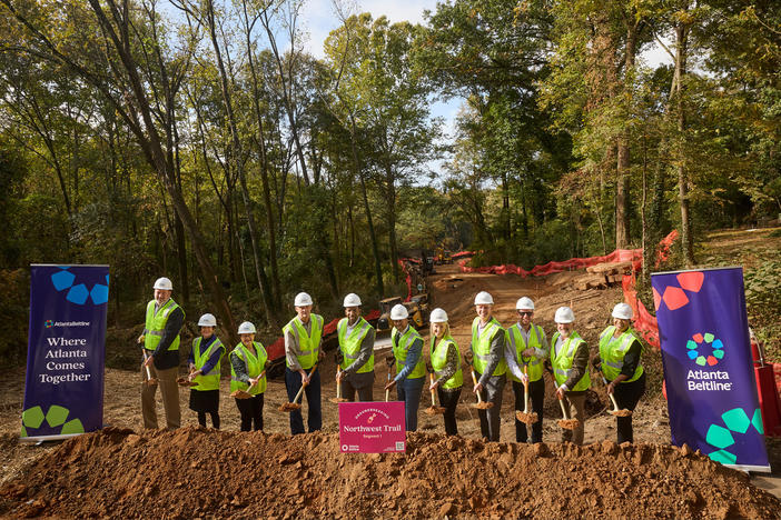 Atlanta Mayor Andre Dickens, Atlanta Beltline, Inc. President & CEO Clyde Higgs, and other community leaders pictured breaking ground on Northwest Trail—Segment 1 in Buckhead on Oct. 31, 2024. Photo by Erin Sintos