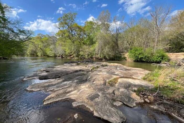  The Broad River in NE Georgia