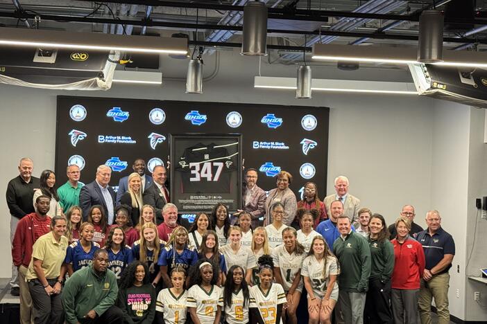 Lawmakers and athletic leaders encourage more flag football for girls