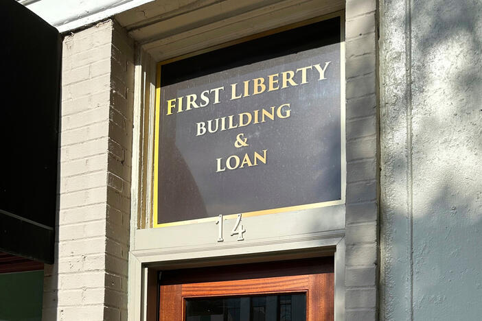 The office of First Liberty Building and Loan, which federal officials allege was a Ponzi scheme, is shown on Thursday, July 10, 2025 in Newnan, Ga. (AP Photo/Jeff Amy)