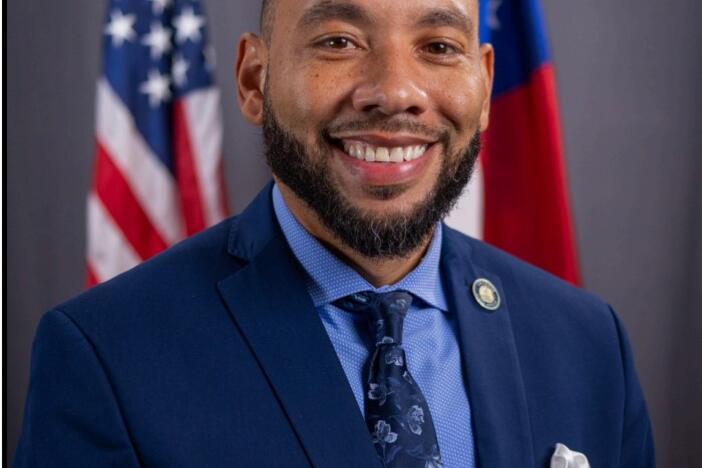 State Senator Rashaun Kemp (D-Atlanta) is shown in this official portrait.