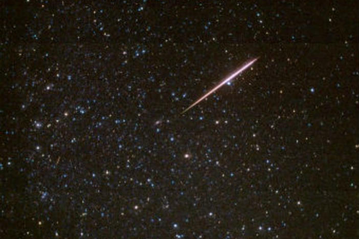 Perseid Meteor from Summer 2001, apod.nasa.gov