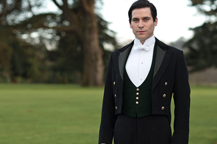 Will Thomas Barrow find love in season 5? Rob James-Collier thinks so.