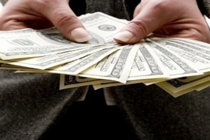 Earning a bachelor's isn't necessary to pursue high paying careers with little schooling!
