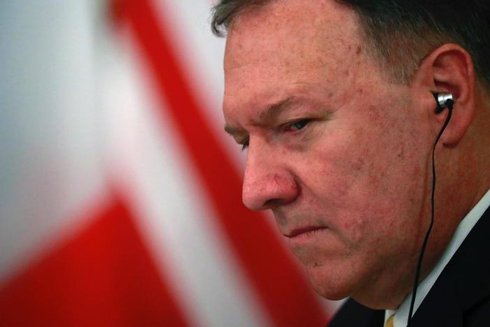 News Wrap: Pompeo says Assad regime used chlorine as chemical weapon