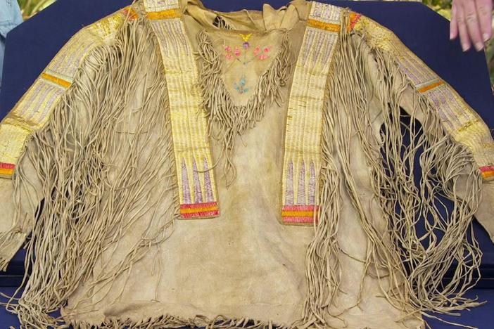 Appraisal: Mike Short Man's Shirt with Print