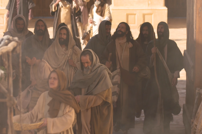 Jesus cleanses a Jerusalem Temple.