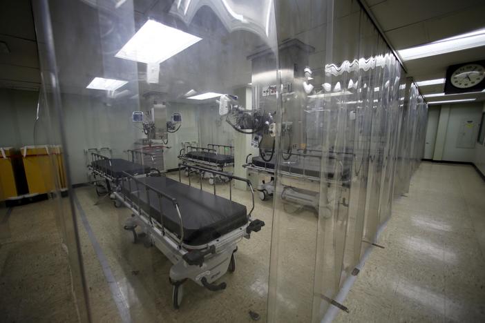 Is U.S. health system ready for COVID-19 surge? These experts say no