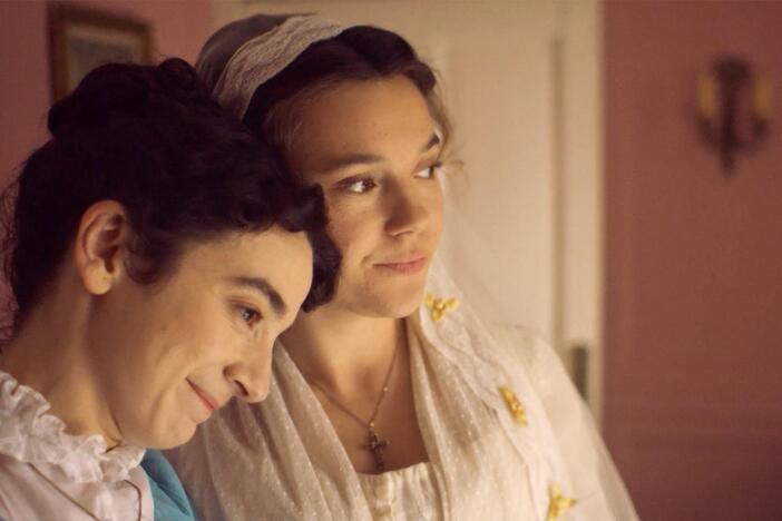 Patsy Ferran, Synnøve Karlsen, and more discuss the enduring bond between sisters Jane and Cassy.