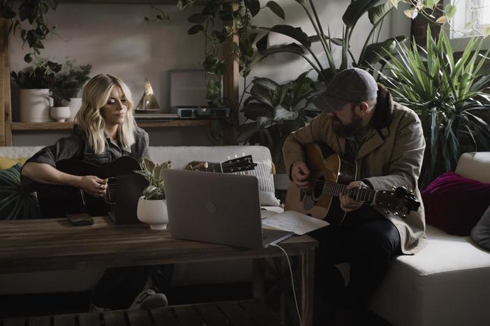 Kristian Bush and Lindsay Ell sit down to write a song inspired by Greta McClain.