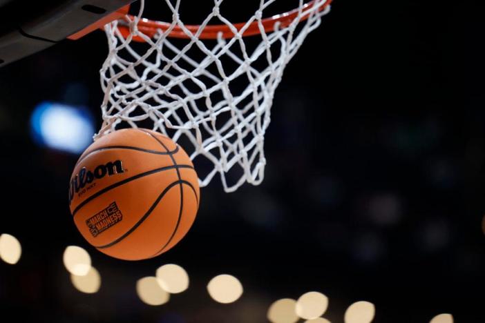 Push for unionizing marks latest challenge to student-athlete model