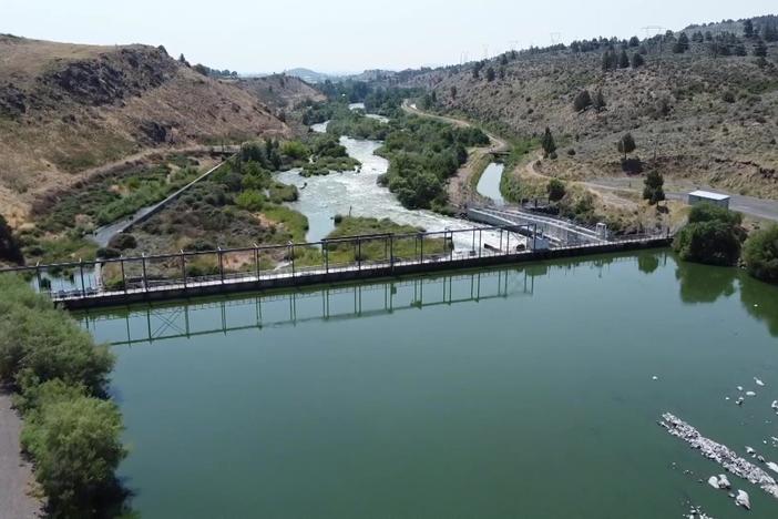 Severe drought reignites decades-old conflict between Oregon ranchers, Indigenous peoples