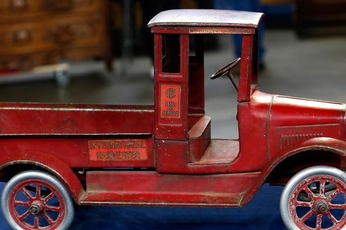 Appraisal: Buddy "L" Int'l Harvester Truck, ca. 1925, from Boise Hour 1.