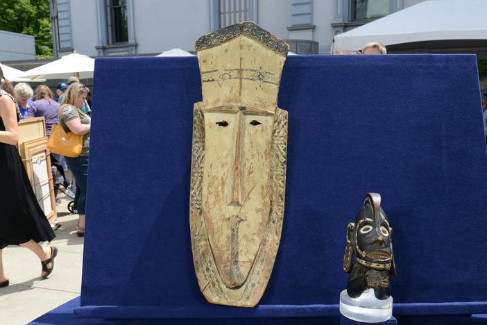 Appraisal: Mortlock Islands Mask & Solomon Islands Canoe Prow