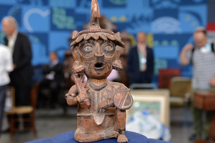 Appraisal: 20th-Century Reproduction Nayarit Seated Figure, from Tucson Hr 2.