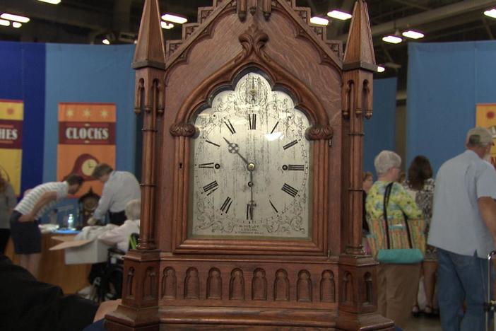 Appraisal: Late 19th-Century English Bracket Clock, from Junk in the Trunk 5, Hour 1.
