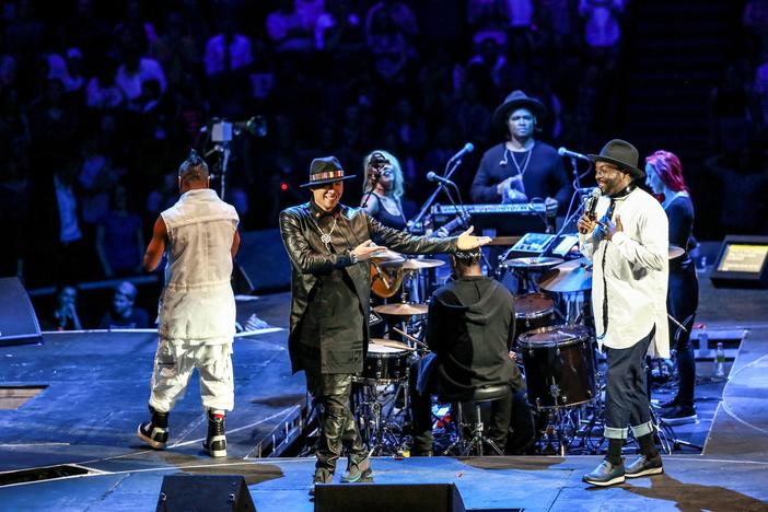 Will.i.am, Taboo and apl.de.ap of the Black Eyed Peas sing "Where Is the Love?"
