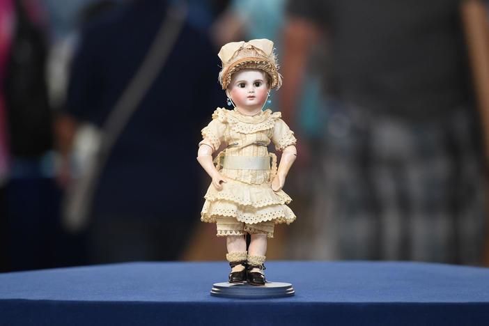 Appraisal: 1884 Schmitt & Fils "000" Bebé Doll, from Salt Lake City Hour 3.