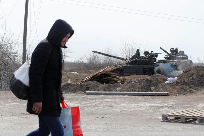 Ukrainian forces reject surrendering Mariupol as residents remain 'desperate and deprived'