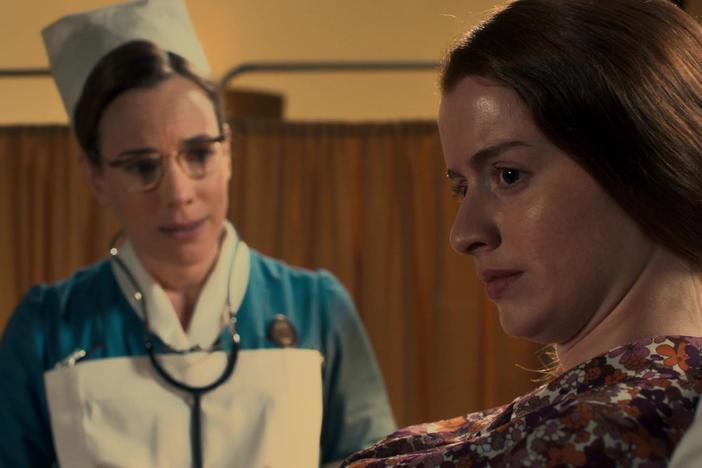 Shelagh tries to comfort a mother-to-be as family tensions rise.