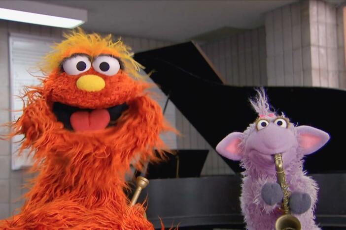 Murray and Ovejita go to music school.