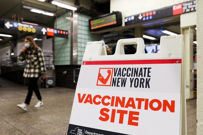 News Wrap: New York City lifting vaccine mandate for private sector workers