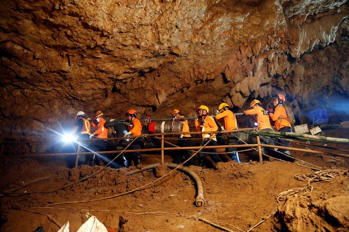 How divers rescued the Thai boys’ soccer team from the ‘most hazardous place imaginable’