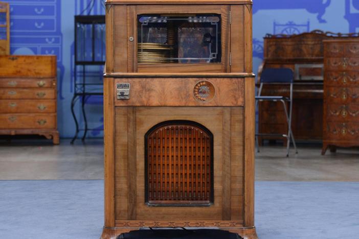 Appraisal: 1934 Wurlitzer Model P10 Jukebox, from Austin, Hour 3.