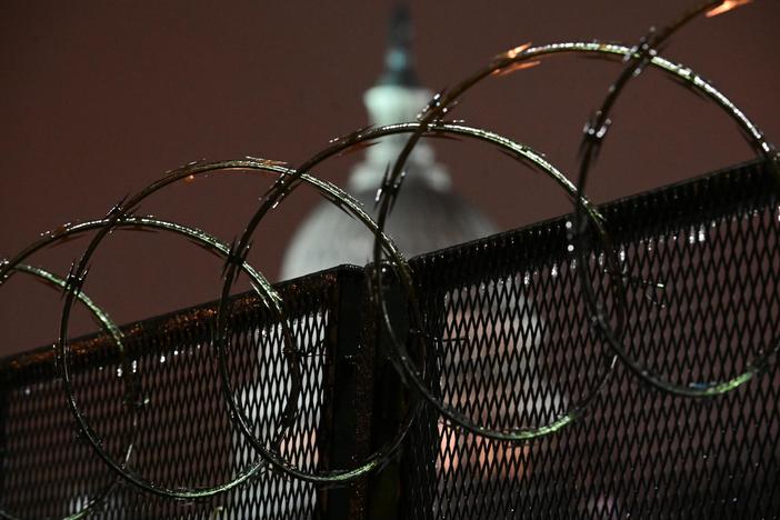 Former 9/11 investigator joins bipartisan calls for new commission to probe Capitol attack