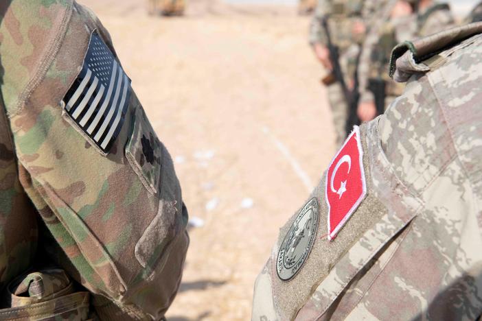 Leaving Syria is ‘knife in the back’ for Kurdish forces, Panetta says