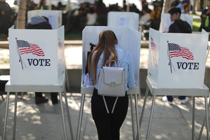 Where could Democrats pick up governorships?