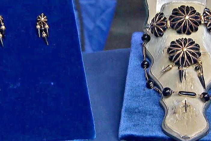 Appraisal: Victorian Mourning Jewelry, ca. 1860, from Jacksonville Hour 3.