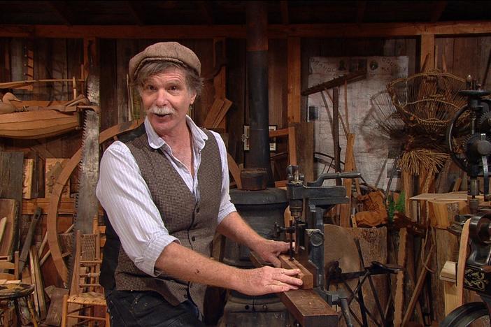 Roy cuts the tricky mortise and tenon joints for the legs and frame of this Shaker table.