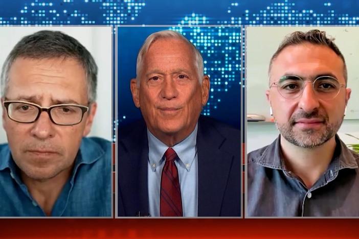 Ian Bremmer & Mustafa Suleyman on why countries & companies need to regulate AI together.