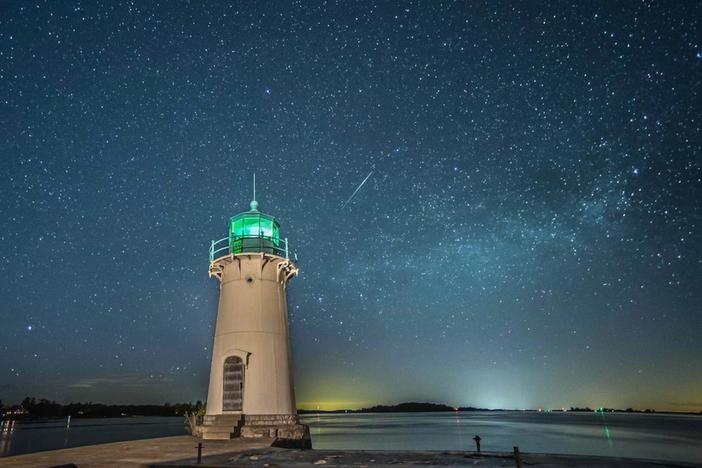 This photographer captures lighthouses threatened by climate change