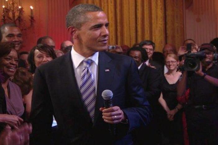 Watch President Obama join in on "Sweet Home Chicago"
